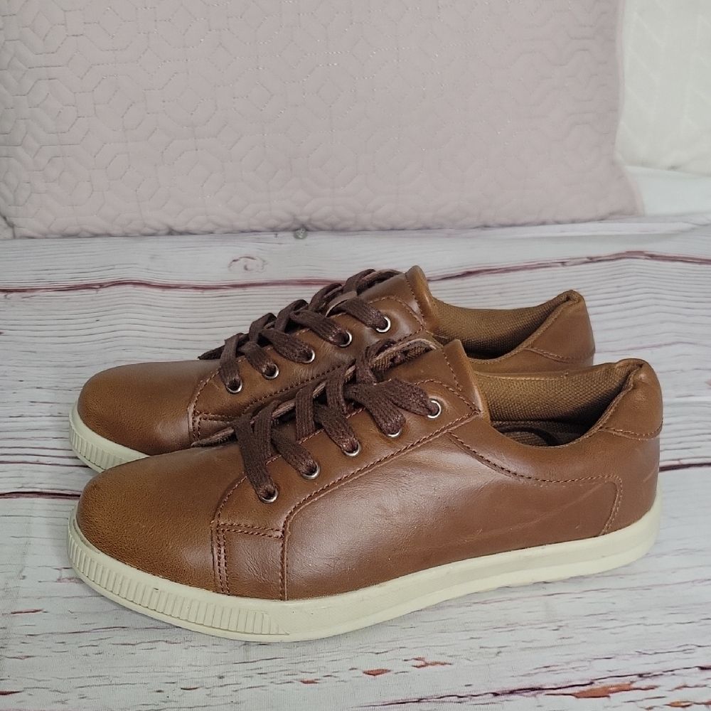 Women's Brown Faux Leather Sneakers SIZE 4